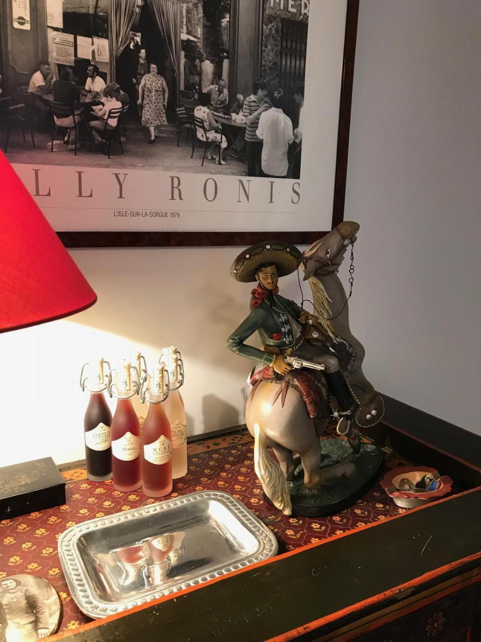 ボーヴォワザン Couleurs De Camargue Bed & Breakfast エクステリア 写真