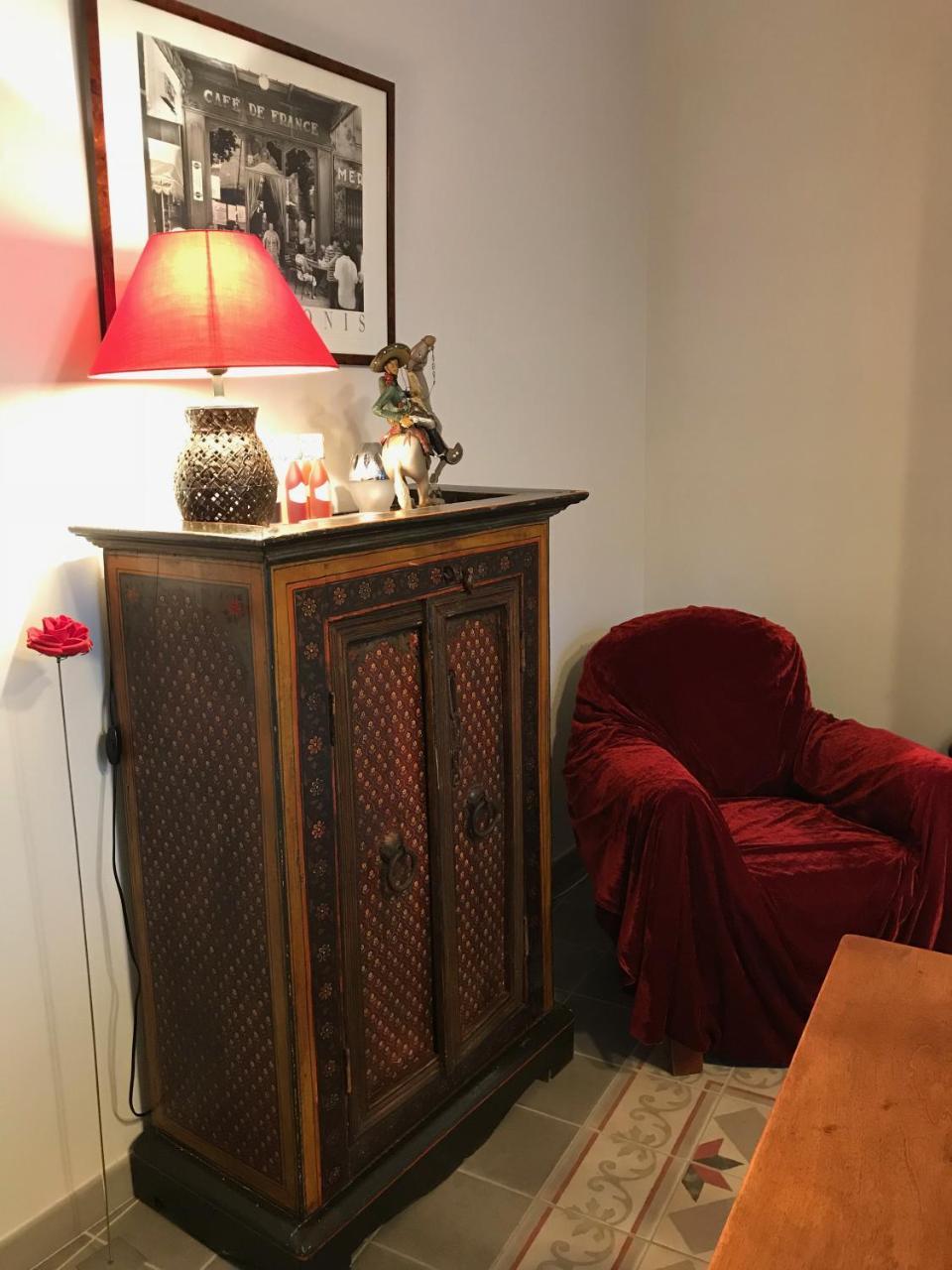 ボーヴォワザン Couleurs De Camargue Bed & Breakfast エクステリア 写真