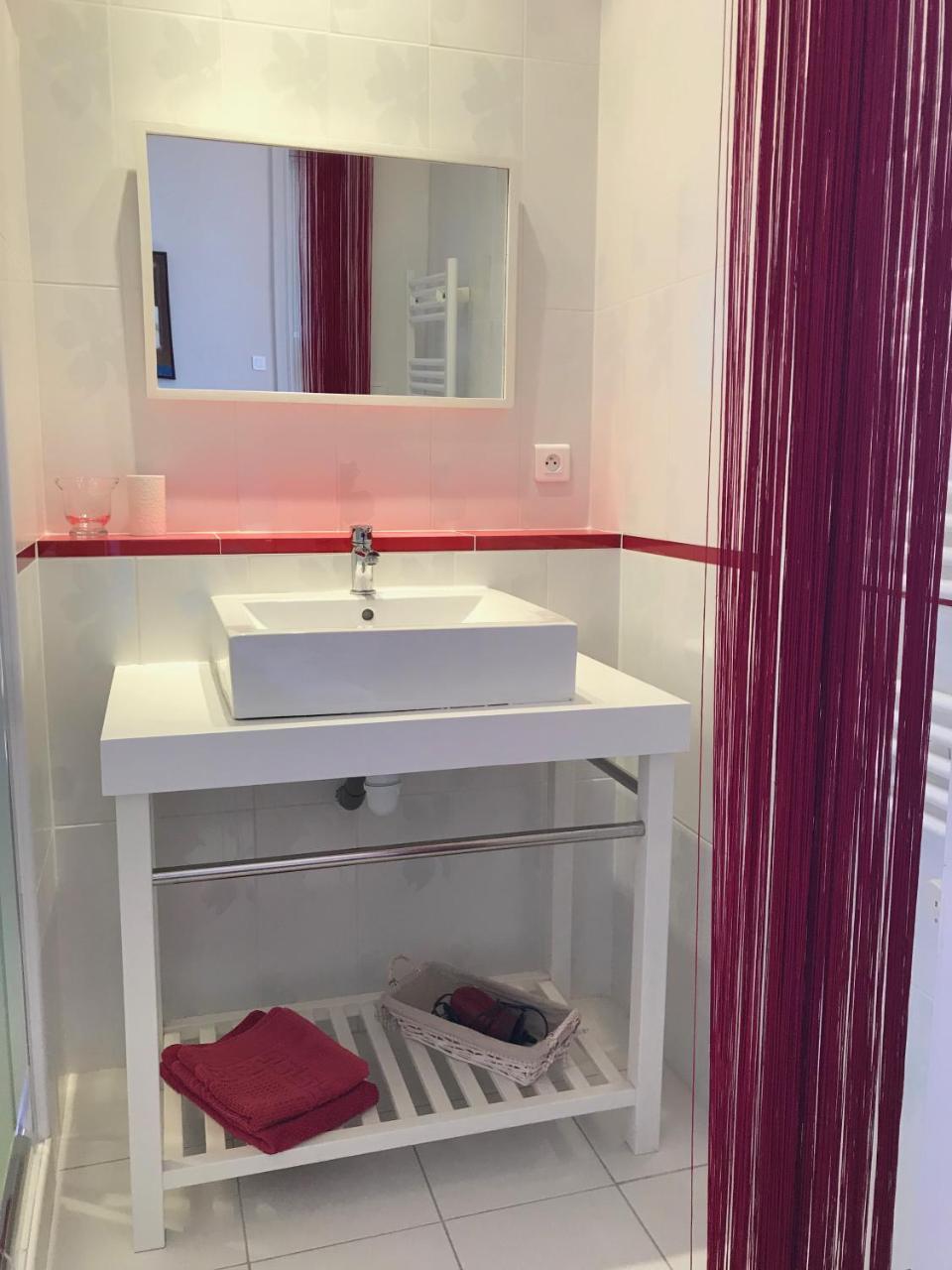ボーヴォワザン Couleurs De Camargue Bed & Breakfast エクステリア 写真
